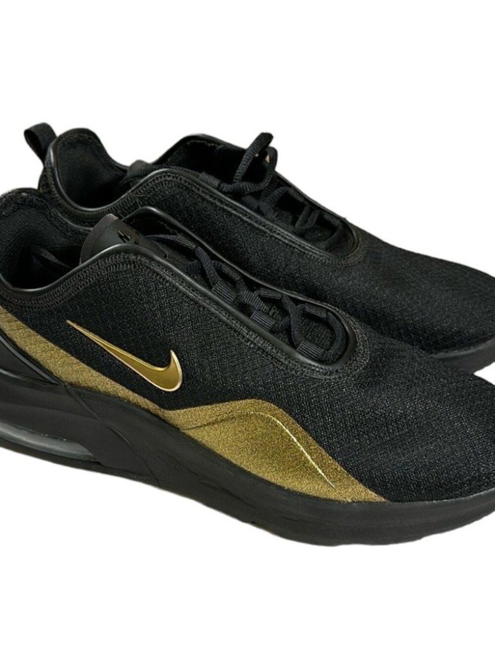 Nike Air Max Motion 2 - Size 9 - Black/Gold